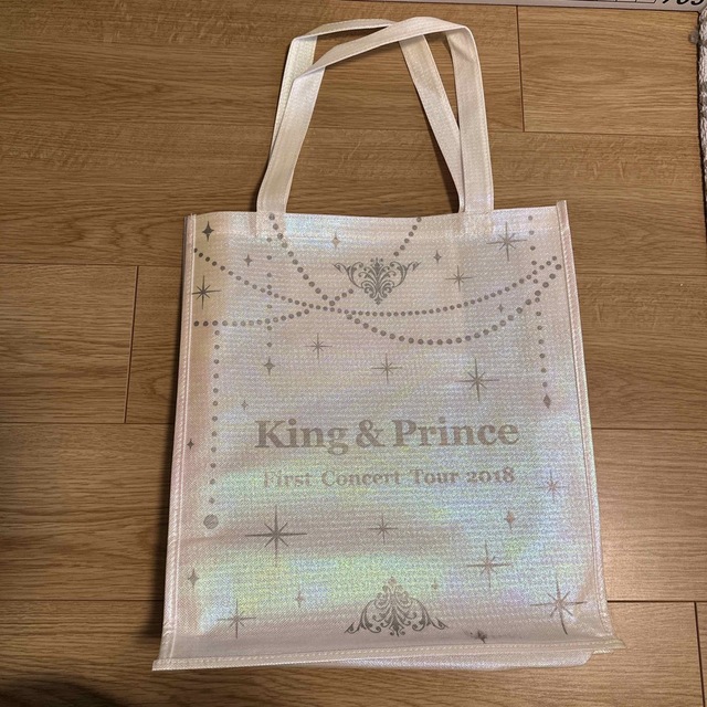 King & Prince(キングアンドプリンス)のking&prince First concert バック エンタメ/ホビーのタレントグッズ(アイドルグッズ)の商品写真