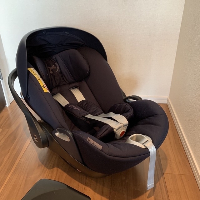 CYBEX CLOUD Q 新生児用チャイルドシート