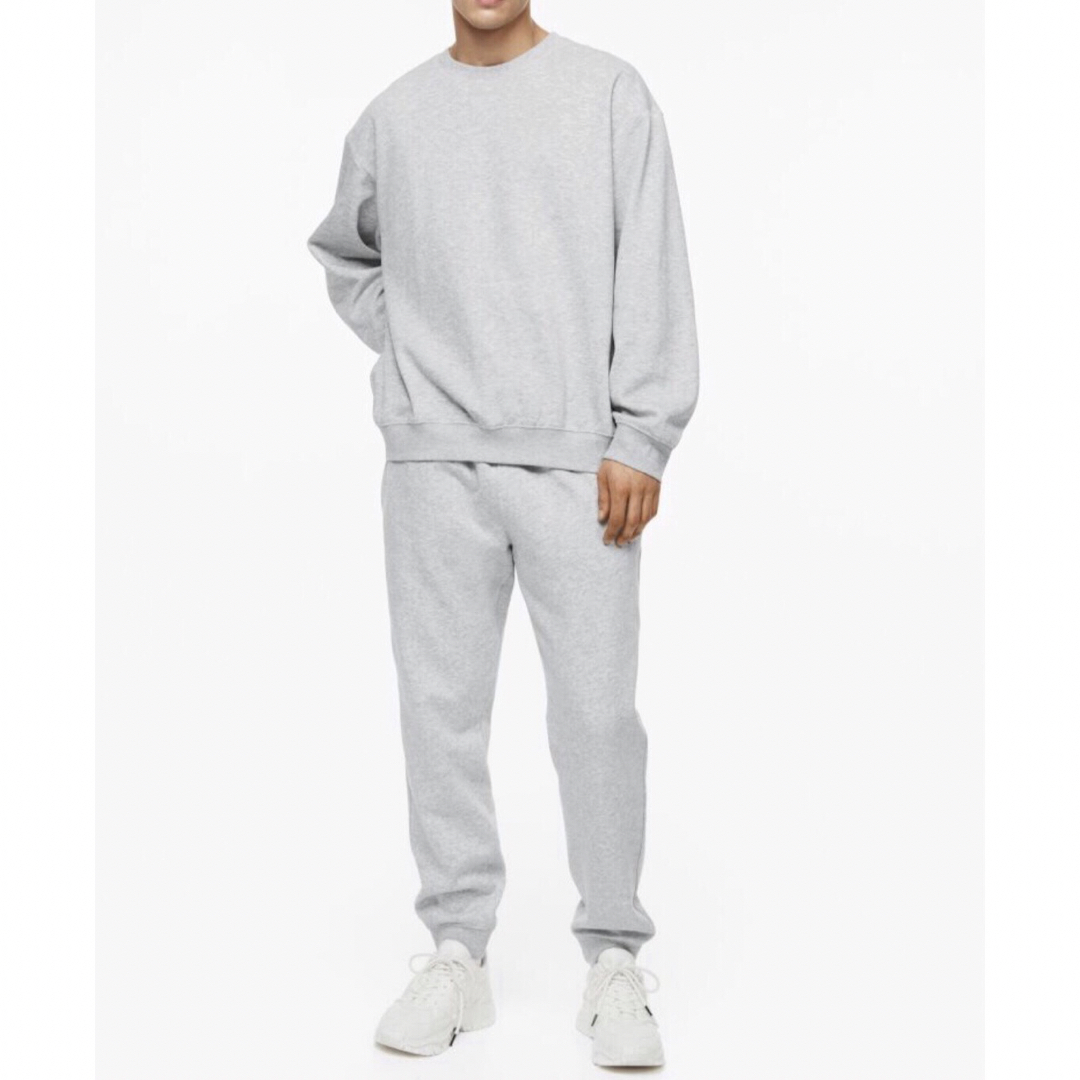 H&M(エイチアンドエム)のH&M drop shoulder relaxed fit sweatshirt メンズのトップス(スウェット)の商品写真