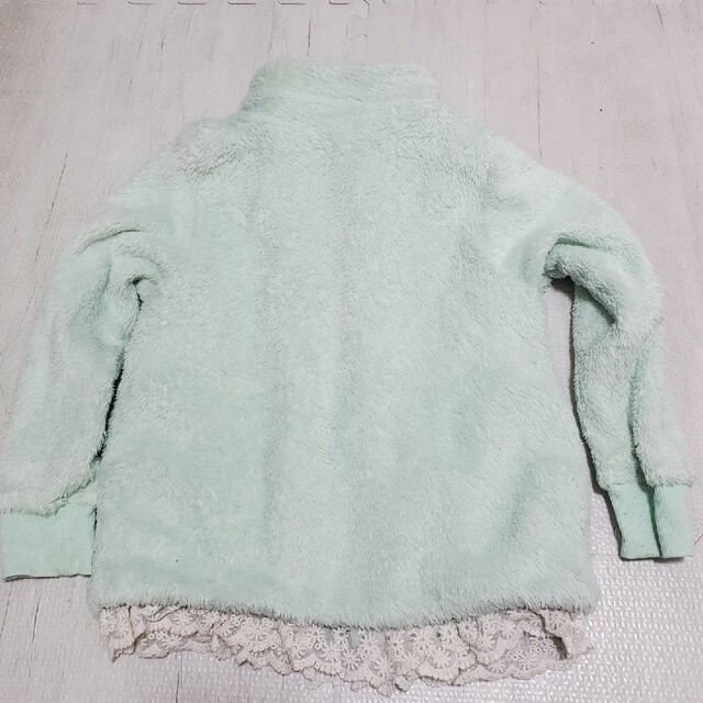 西松屋(ニシマツヤ)のフリースジャケット１２０センチ キッズ/ベビー/マタニティのキッズ服女の子用(90cm~)(ジャケット/上着)の商品写真