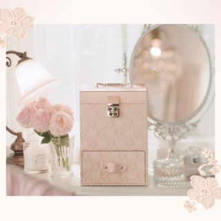 JILLSTUART - ジルスチュアート メイクボックス プレート付きの通販 by ...