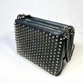 ルブタン(Christian Louboutin) 本革 ショルダーバッグ(レディース)の