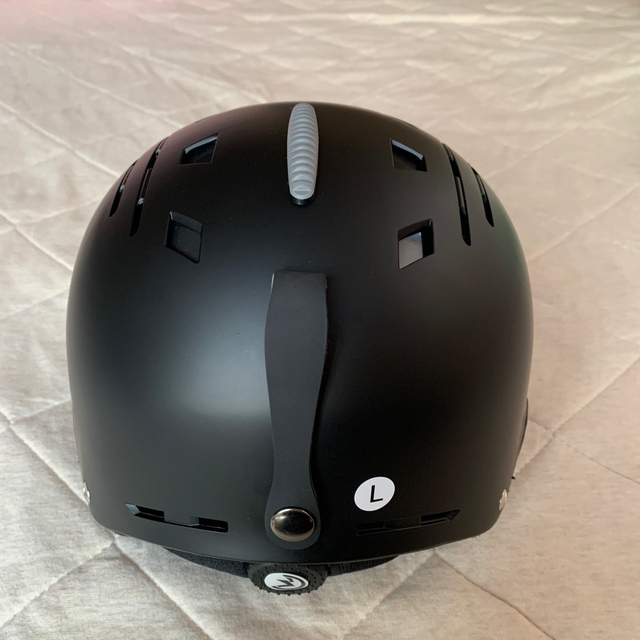 スノーボードヘルメット新品 つや消しブラック サイズL 頭囲56〜61