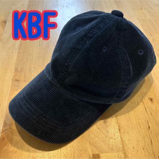 ケービーエフ(KBF)のkbf コーデュロイ キャップ　レディース　帽子　ネイビー(キャップ)