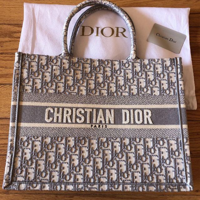 喜ばれる誕生日プレゼント Christian Dior - 美品 Dior クリスチャン