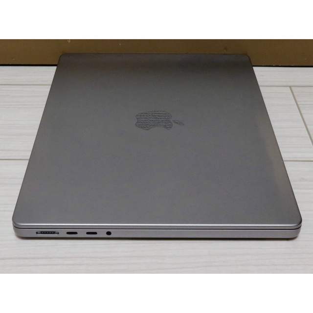 Mac (Apple)(マック)のM1Pro MacBookPro 14 SSD1tb MKGR3J/A スマホ/家電/カメラのPC/タブレット(ノートPC)の商品写真