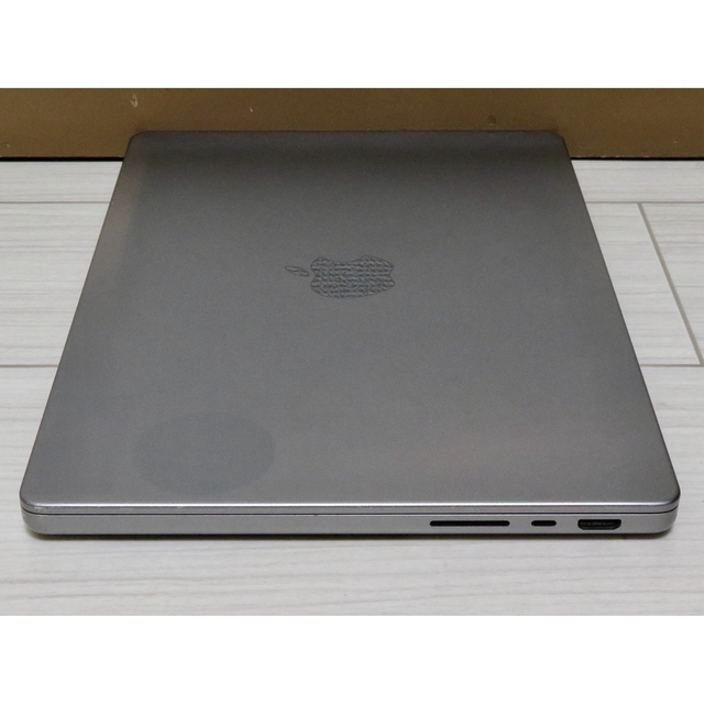 Mac (Apple)(マック)のM1Pro MacBookPro 14 SSD1tb MKGR3J/A スマホ/家電/カメラのPC/タブレット(ノートPC)の商品写真