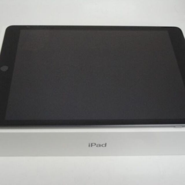 ジャンク iPad 第8世代 128GB 美品 グレイ