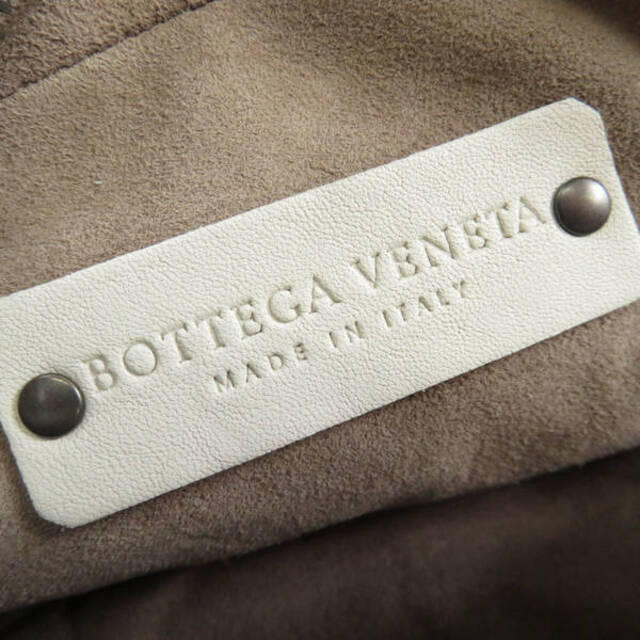 Bottega Veneta(ボッテガヴェネタ)の美品 BOTTEGA VENETA ボッテガヴェネタ イントレチャート ボディバッグ 1点 ホワイト レディース AY3063W  レディースのバッグ(ボディバッグ/ウエストポーチ)の商品写真