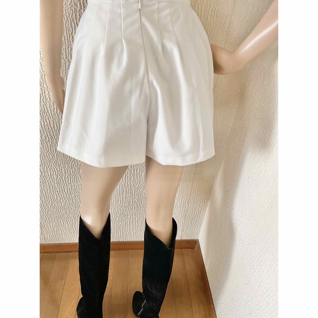 rienda - 秋冬素材 riendaホワイトショートパンツ サイズXSの通販 by