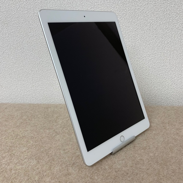 美良品】iPad第6世代9.7インチ32GB本体 ショッピング超安い