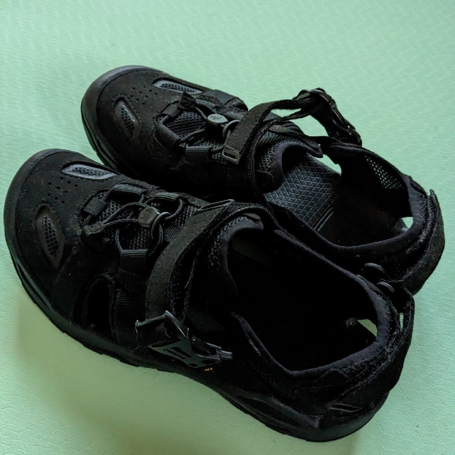 Teva(テバ)の【さぁたん様専用】テバ OMNIUM FAUX SUEDE メンズサンダル メンズの靴/シューズ(サンダル)の商品写真