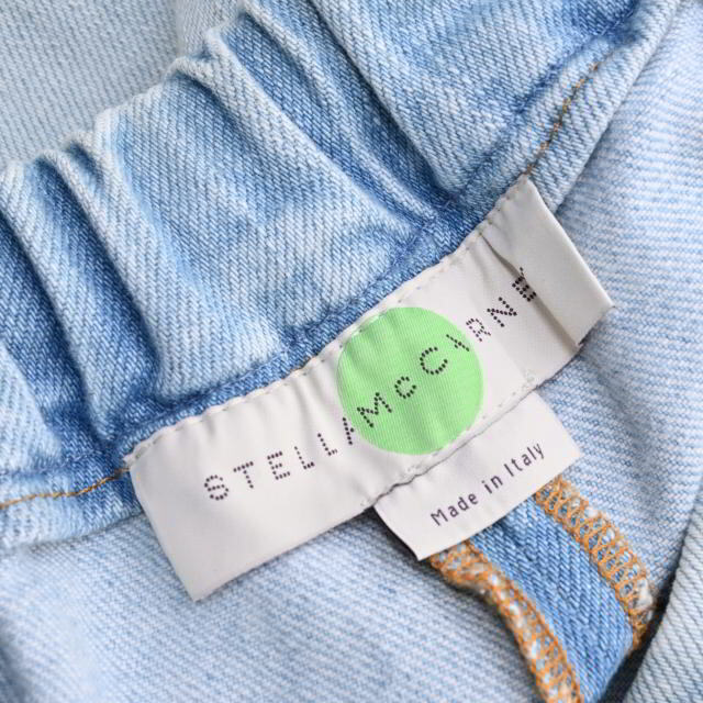 Stella McCartney(ステラマッカートニー)のSTELLA McCARTNEY イージー デニム ハーフパンツ　 レディースのパンツ(ハーフパンツ)の商品写真