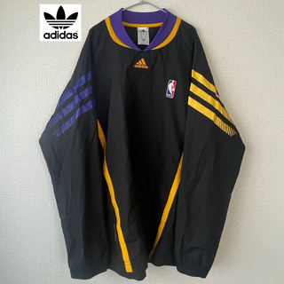 アディダス(adidas)のadidas レイカーズ Lakers NBA ロゴ刺繍 黒 紫 黄 三本線(その他)