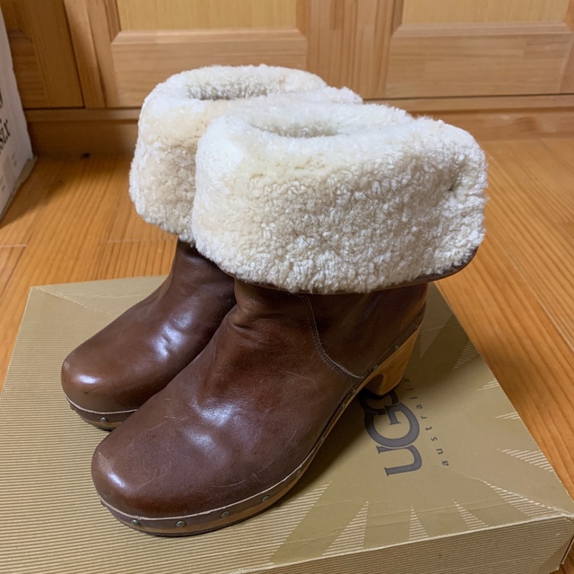 UGG ウエスタンブーツ　ボア レディースの靴/シューズ(ブーツ)の商品写真