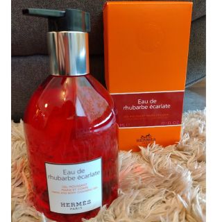 エルメス(Hermes)のエルメスオードゥルバーブエカルラットハンド＆ボディクレンジングジェル300ml(ボディソープ/石鹸)