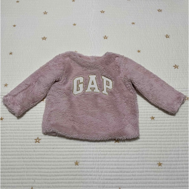 babyGAP(ベビーギャップ)の【GAP】ベビー　キッズ　もこもこ　トップス キッズ/ベビー/マタニティのキッズ服女の子用(90cm~)(ニット)の商品写真