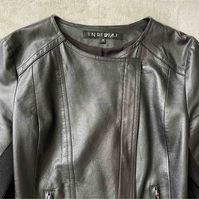 INDIVI(インディヴィ)のインディヴィ　ライダースジャケット　ノーカラー　レザー レディースのジャケット/アウター(ライダースジャケット)の商品写真