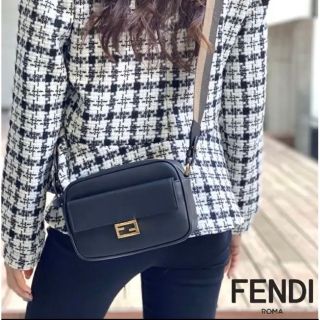 フェンディ(FENDI)のFENDI ショルダーバッグ(ショルダーバッグ)