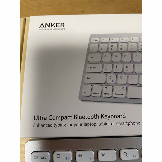 ANKER  ULTRA-COMPACT BLUETOOTH KEYBOARD  スマホ/家電/カメラのPC/タブレット(PC周辺機器)の商品写真