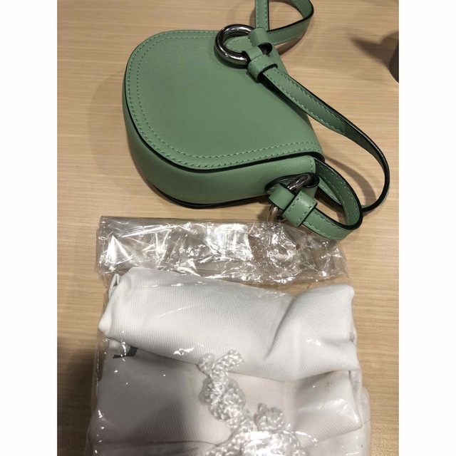 J&M DAVIDSON  ショルダーバッグ　緑 レディースのバッグ(ショルダーバッグ)の商品写真