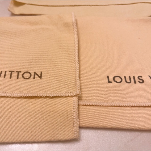 LOUIS VUITTON(ルイヴィトン)のルイヴィトン お財布 保存袋 3枚セット レディースのバッグ(ショップ袋)の商品写真