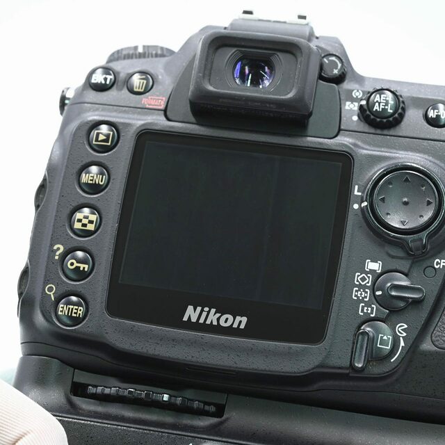 Nikon D200 ボディ + MB-D200 5