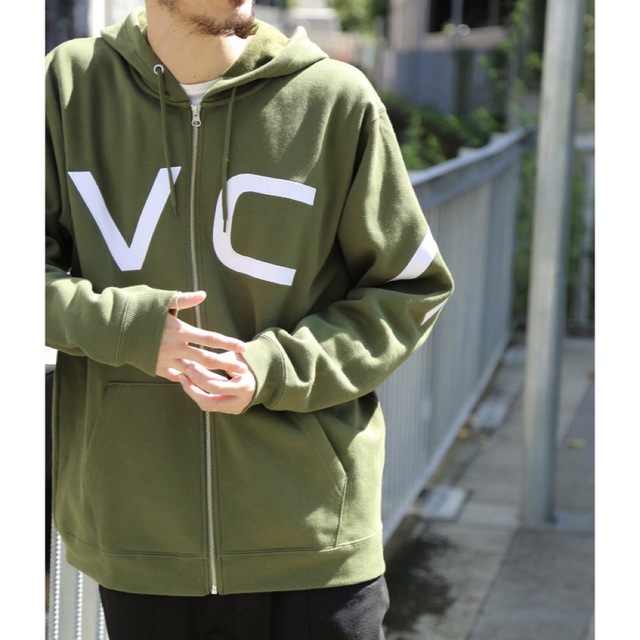 RVCA(ルーカ)のルーカ　パーカー メンズのトップス(パーカー)の商品写真