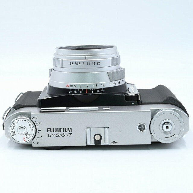 富士フイルム(フジフイルム)のFUJIFILM GF670W Professional スマホ/家電/カメラのカメラ(フィルムカメラ)の商品写真