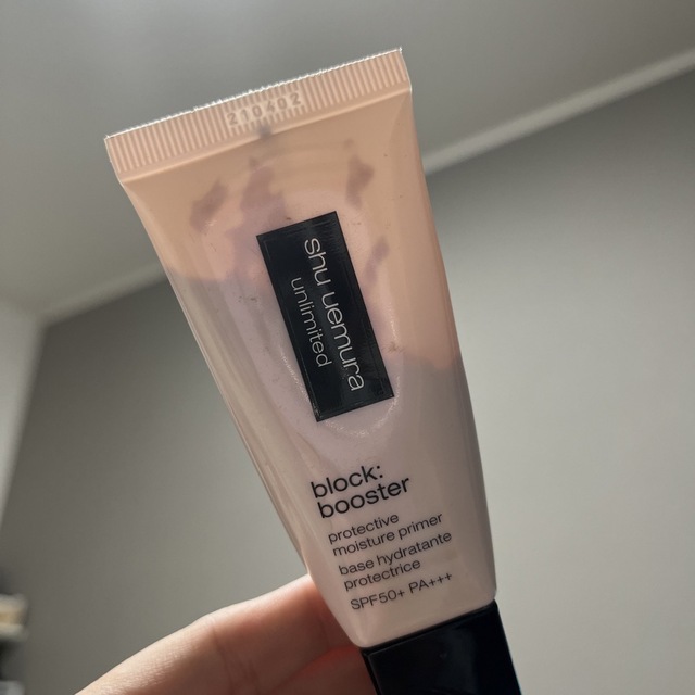 shu uemura(シュウウエムラ)のSHU UEMURA ※ アンリミテッド ブロック：ブースター サクラピンク コスメ/美容のベースメイク/化粧品(化粧下地)の商品写真