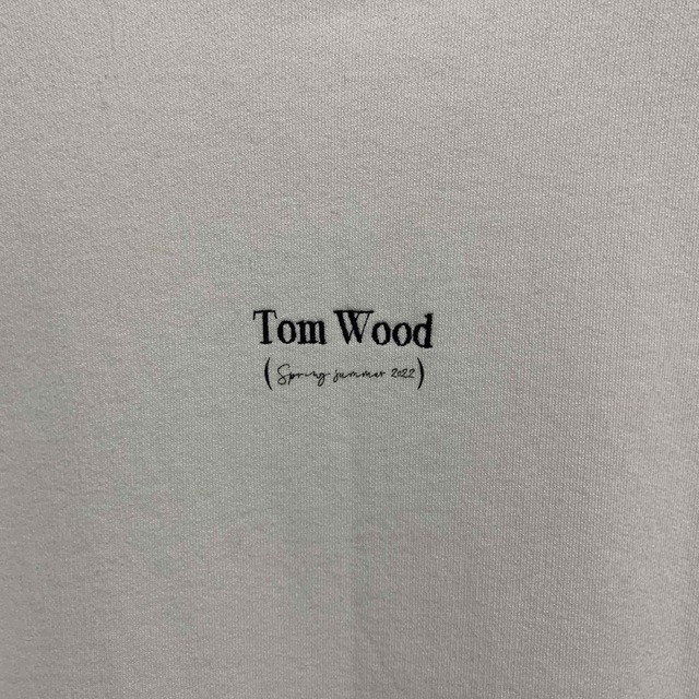 TOM WOOD(トムウッド)のトムウッド TOM WOOD オフホワイト Byron セーター スウェット メンズのトップス(スウェット)の商品写真