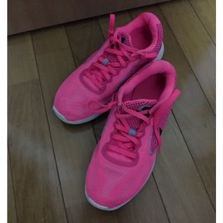 ナイキ(NIKE)のナイキスニーカーレボリューション３  レディース23.5cm(スニーカー)