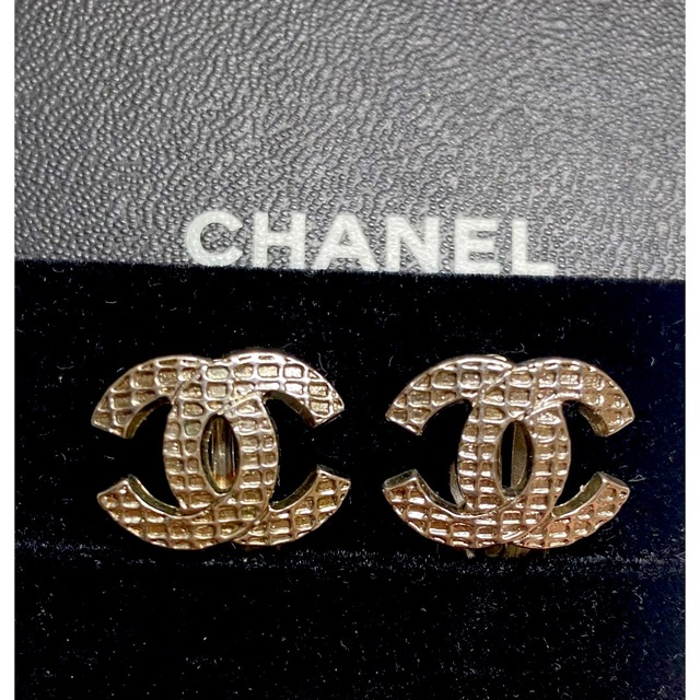 CHANEL イヤリングイヤリング