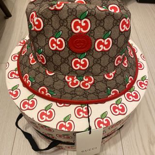 グッチ(Gucci)のGucci  バケットハット　アップル　超美品(ハット)