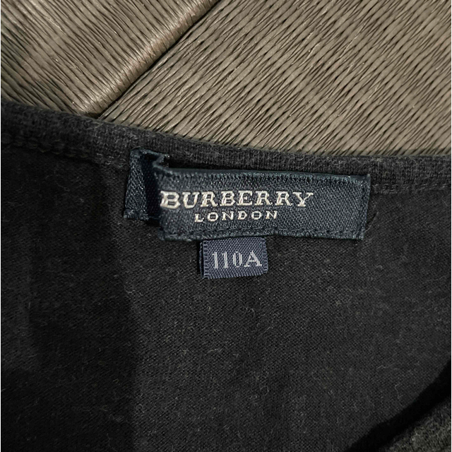 BURBERRY(バーバリー)の【BURBERRY】子供服Tシャツ キッズ/ベビー/マタニティのキッズ服女の子用(90cm~)(Tシャツ/カットソー)の商品写真