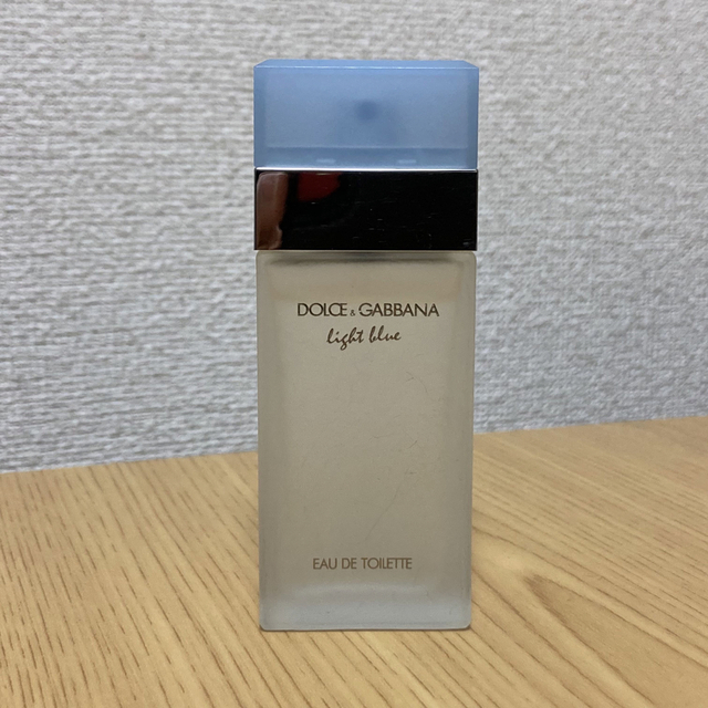 DOLCE&GABBANA(ドルチェアンドガッバーナ)のドルガバ　香水　ライトブルー　25ml コスメ/美容の香水(香水(男性用))の商品写真