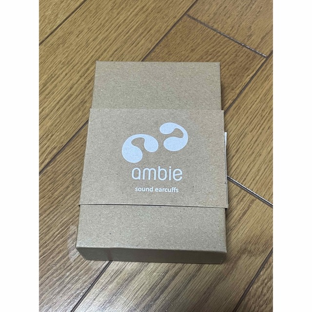 ambie＊イヤーカフ型イヤホン