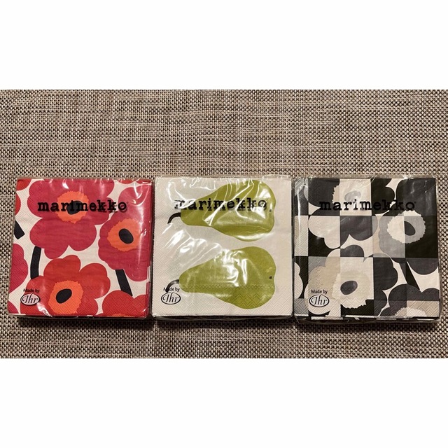 marimekko(マリメッコ)のマリメッコ　ペーパーナプキン C 15枚 ハンドメイドの素材/材料(その他)の商品写真