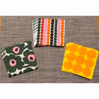 マリメッコ(marimekko)のマリメッコ　ペーパーナプキンB 15枚(その他)