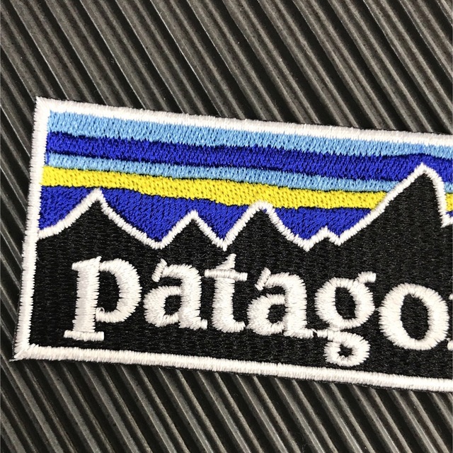 patagonia(パタゴニア)のパタゴニア PATAGONIA ウクライナ国旗カラー アイロンワッペンA-9 レディースのバッグ(その他)の商品写真