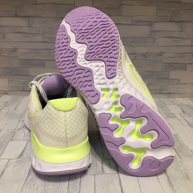 NIKE - ナイキ ランニングシューズ ウィメンズスニーカー リニュー