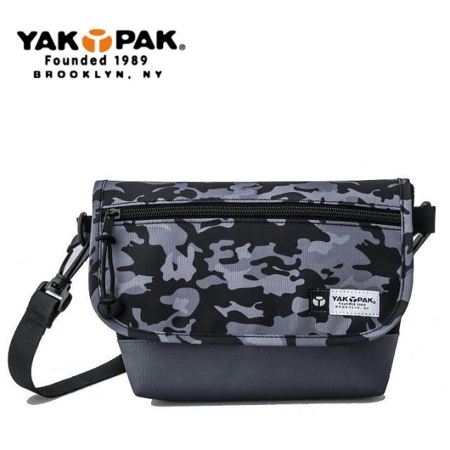 YAK PAK(ヤックパック)の【送料込】YAK PAK ヤックパック 2WAY ショルダーバッグ 黒 カモフラ レディースのバッグ(ショルダーバッグ)の商品写真