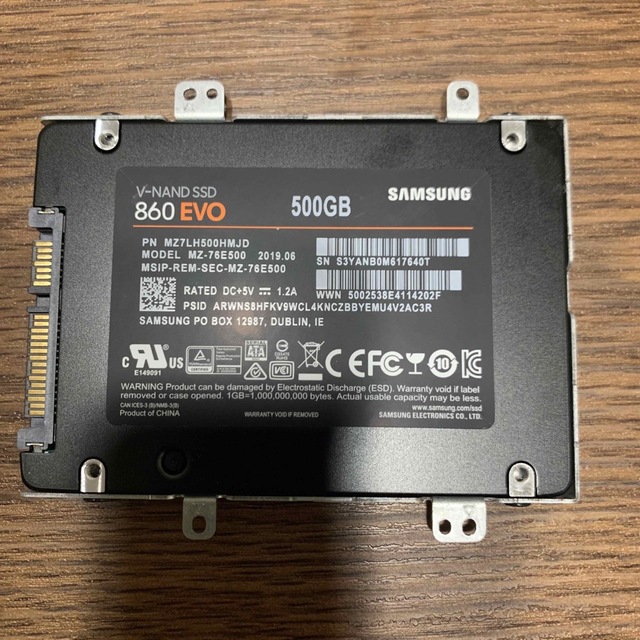 SAMSUNG V-NAND SSD 860 EVO