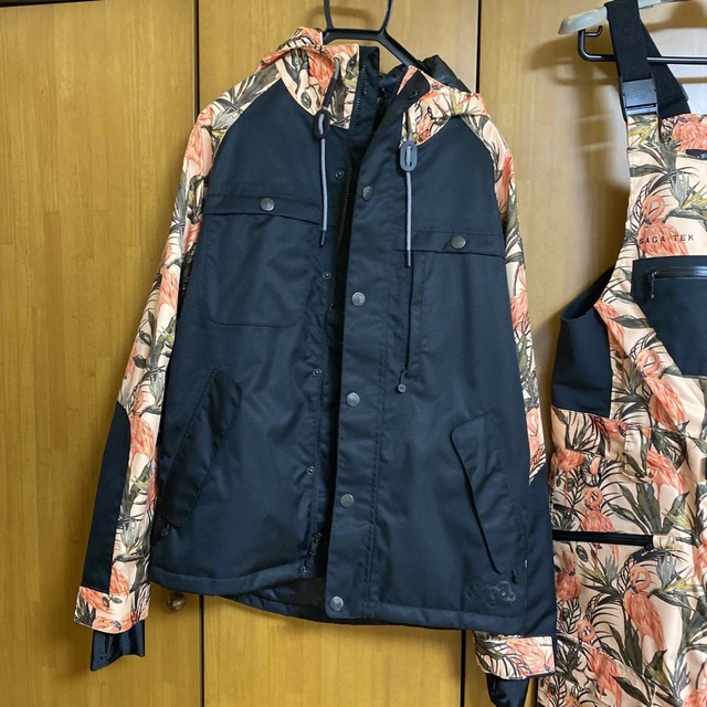 サガ saga outerwear スノーボードウェア S-Mサイズ - ウエア/装備