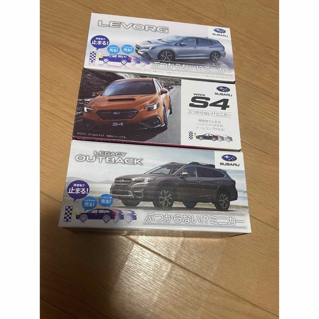 スバル　LEGACY OUTBACK / LEVORG /WRXS4  ミニカー