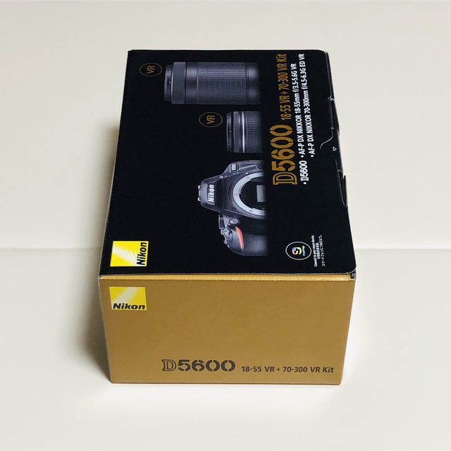 Nikon ニコン D5600 18-55 VR＋70-300 VR Kit