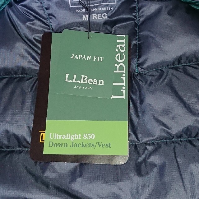 L.L.Bean(エルエルビーン)のL.L.Bean men'sM ｳﾙﾄﾗﾗｲﾄ ﾀﾞｳﾝｼﾞｬｹｯﾄ 新品 メンズのジャケット/アウター(ダウンジャケット)の商品写真