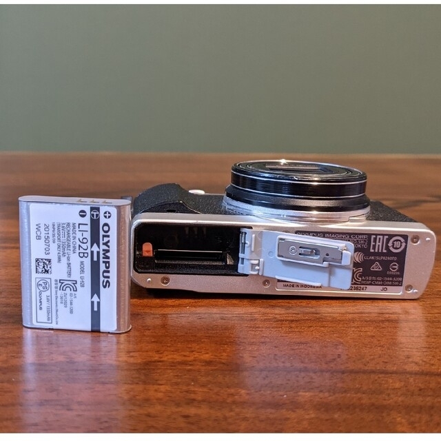 OLYMPUS(オリンパス)のOLYMPUS STYLUS SH-2(ジャンク品) スマホ/家電/カメラのカメラ(コンパクトデジタルカメラ)の商品写真