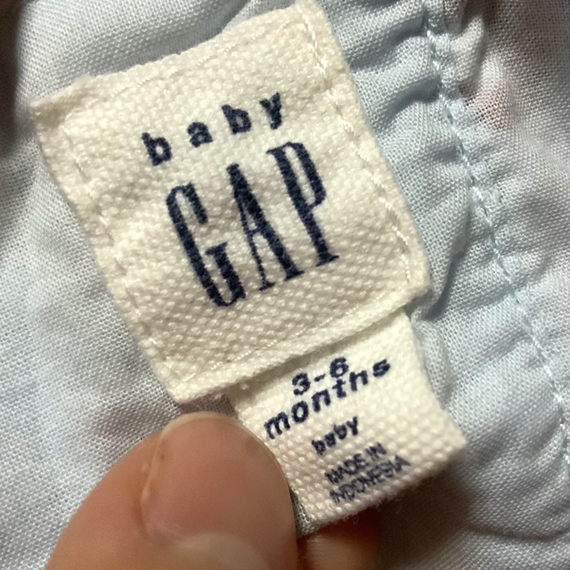 babyGAP(ベビーギャップ)のワンピース　ベビー　花柄　ブルー　60 70 半袖　ベビーギャップ キッズ/ベビー/マタニティのベビー服(~85cm)(ワンピース)の商品写真