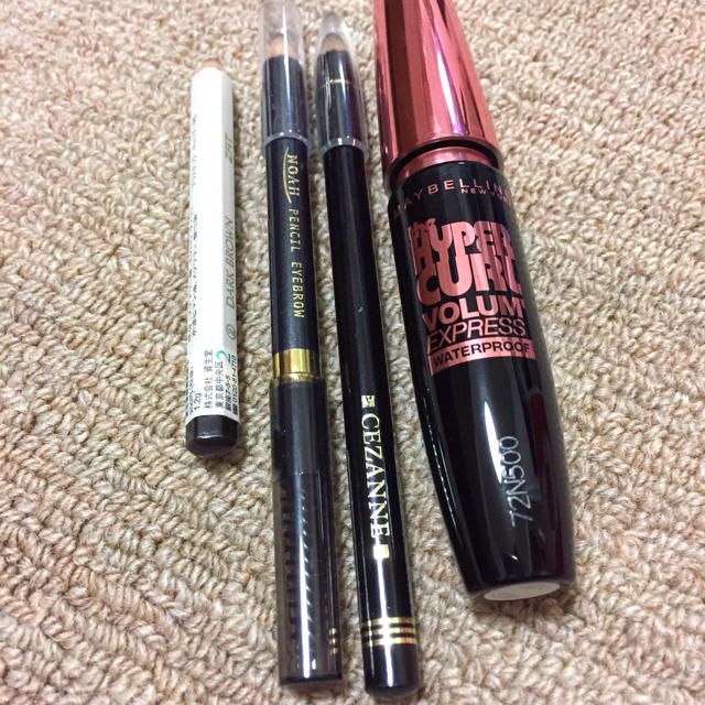 MAYBELLINE(メイベリン)の○片付けsale中♪○コスメセット コスメ/美容のベースメイク/化粧品(アイライナー)の商品写真